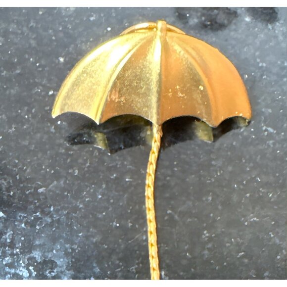 Clown Brooch Lapel Pin with Chain JJ Jonette Gold Tone Holding Umbrella Floating - Picture 4 of 8